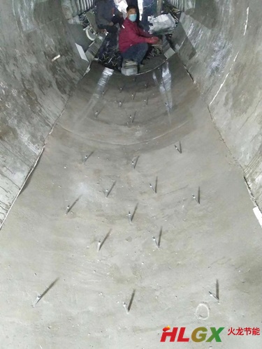 回轉(zhuǎn)窯澆注料內(nèi)襯施工 回轉(zhuǎn)窯澆注料內(nèi)襯施工