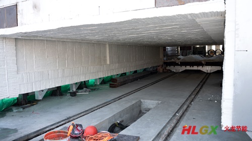 可變?nèi)萃嘶馉t保溫